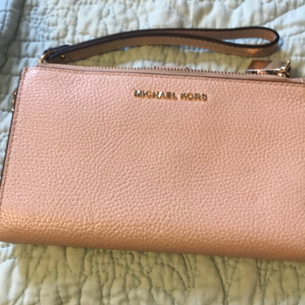 Michael Kors pink wristlet